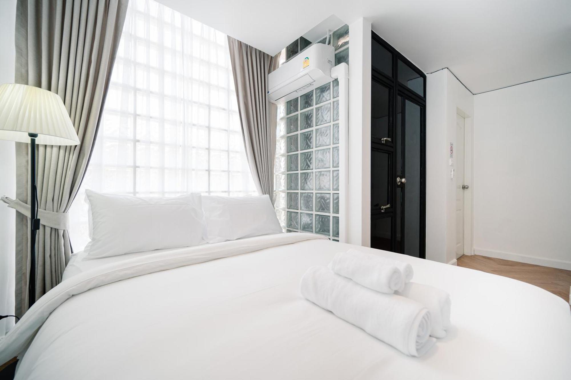 Mitt Haus Hotel Bangkok Ngoại thất bức ảnh
