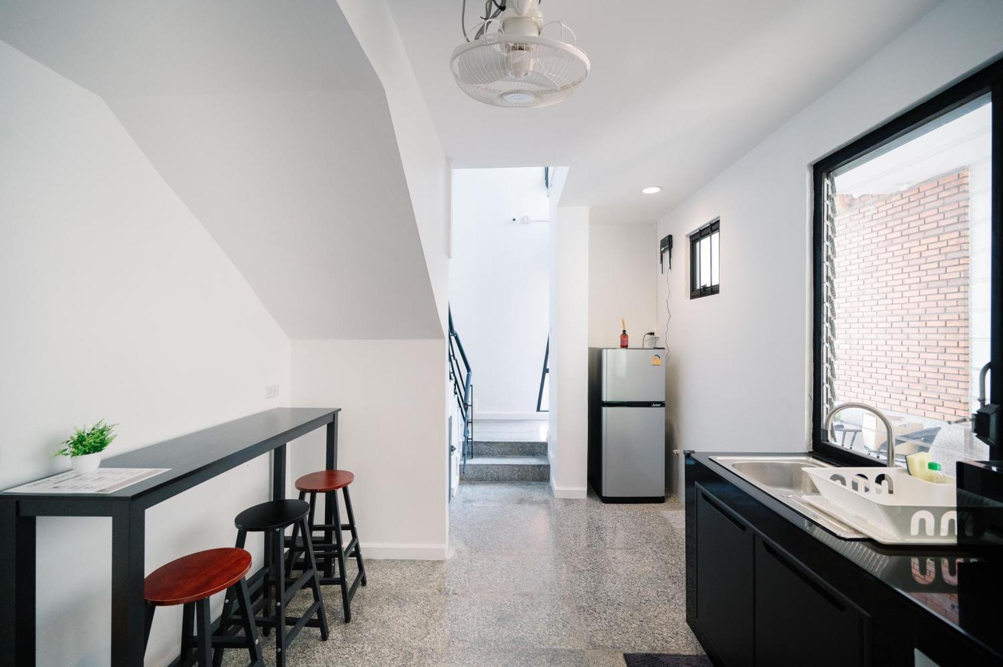 Mitt Haus Hotel Bangkok Ngoại thất bức ảnh